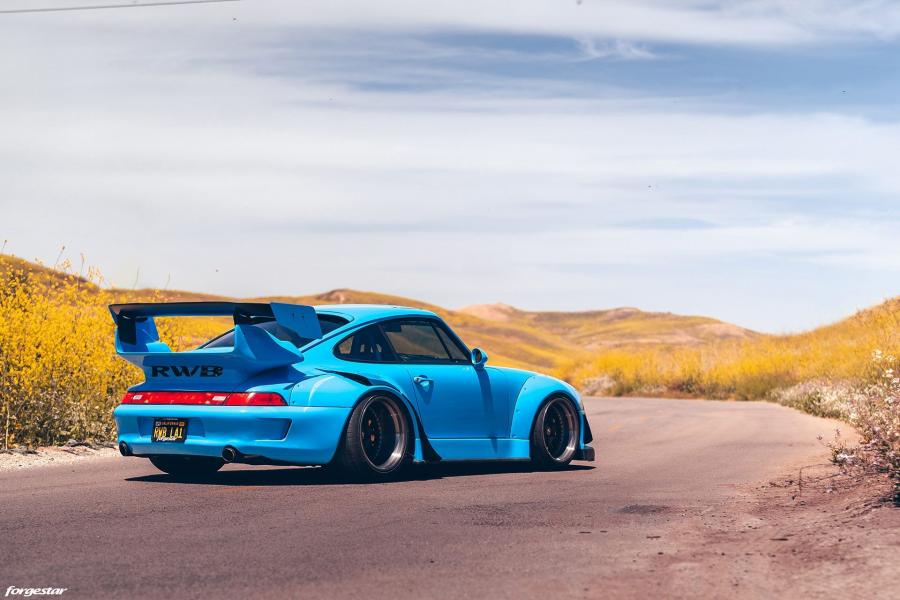  Porsche 911 Blue by RWB 2019 года  (фото 14 из 23)